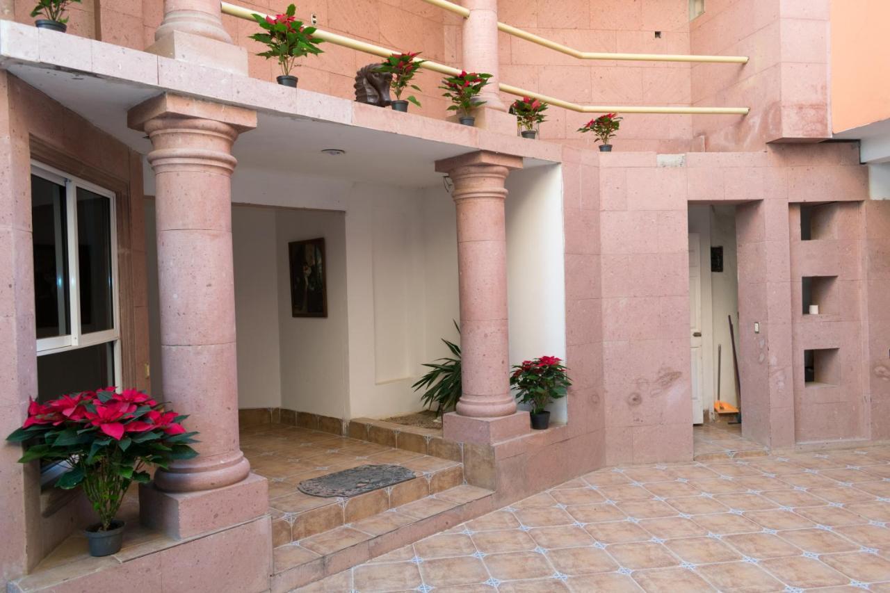 Hotel Alameda Maravatio Maravatío Exterior foto