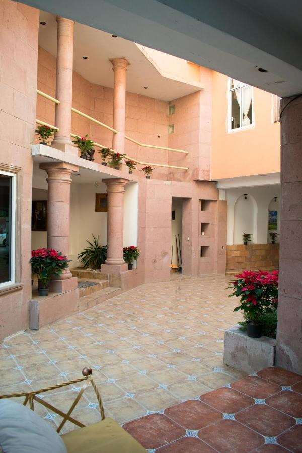 Hotel Alameda Maravatio Maravatío Exterior foto
