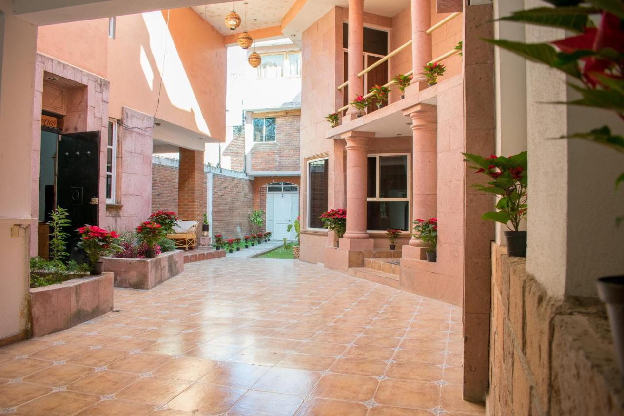 Hotel Alameda Maravatio Maravatío Exterior foto
